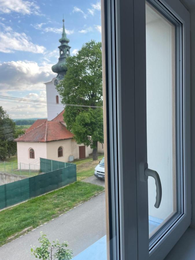 PřítlukyKopr公寓 外观 照片